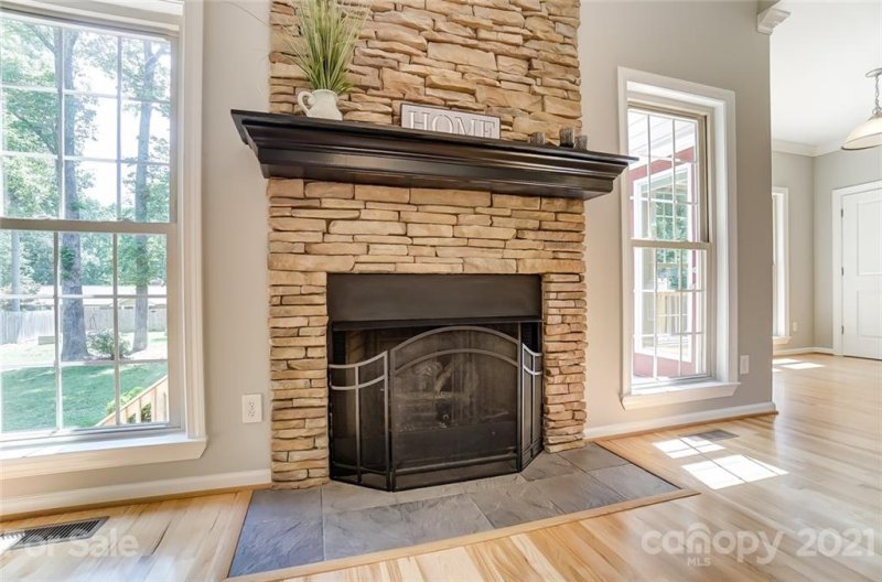 Property image 2 at 1510 Stoneyridge Drive, Charlotte, NC 28214