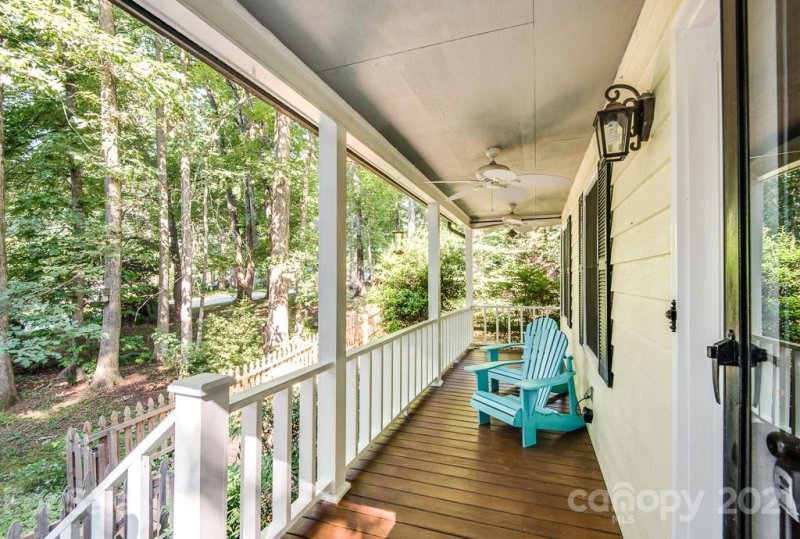 Property image 4 at 3986 Mattingly Drive, Hickory, NC 28602