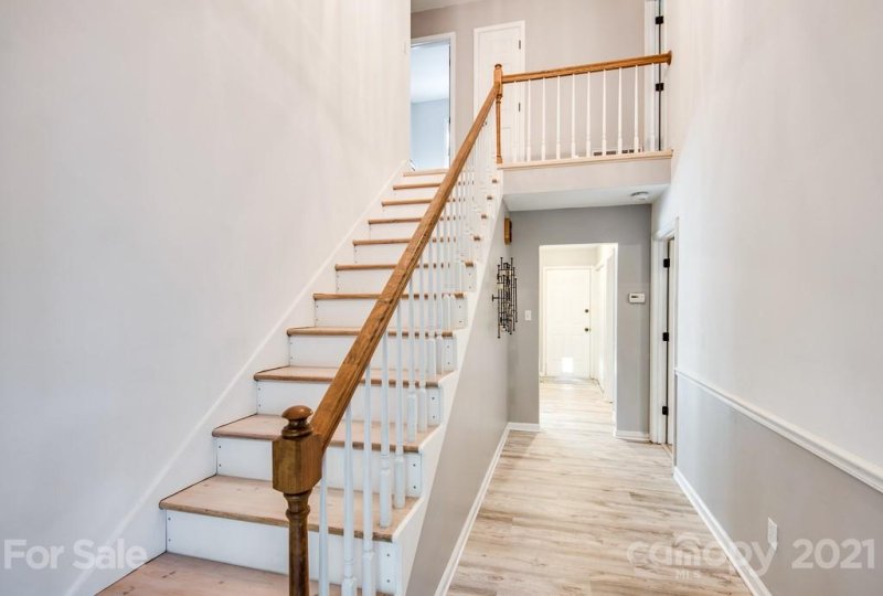 Property image 5 at 3986 Mattingly Drive, Hickory, NC 28602