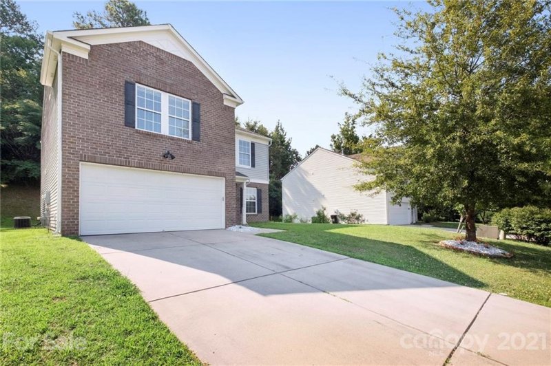 Property image 3 at 1749 Red Bird Circle, Concord, NC 28025