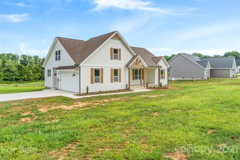 Property image 2 at 219 Lone Pine Road, Statesville, NC 28625