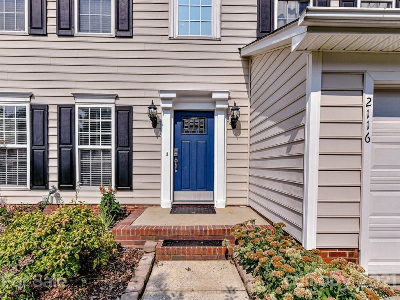 Property image 2 at 2116 Pineapple Court, Matthews, NC 28105