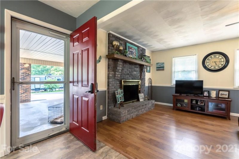 Property image 4 at 4067 Englewood Street, Claremont, NC 28610