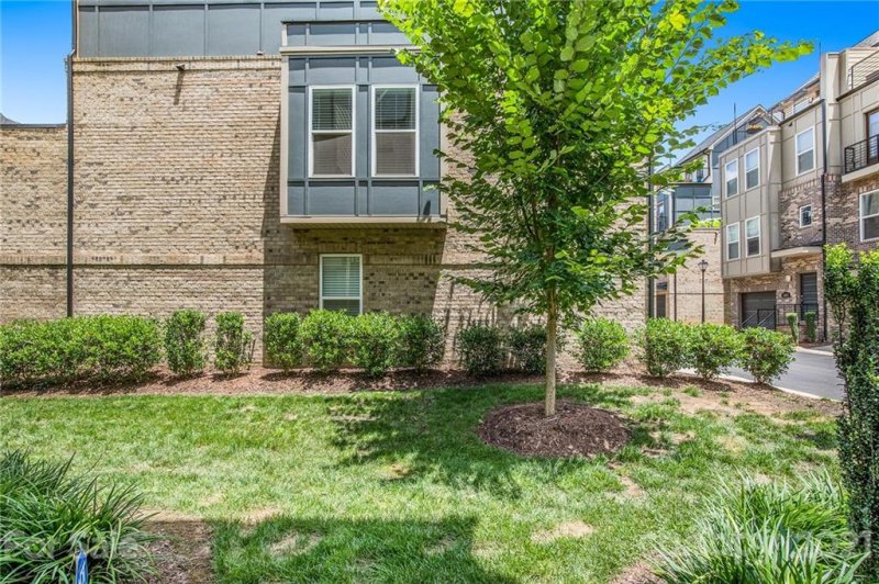 Property image 4 at 2905 Grand Union Way, Charlotte, NC 28209