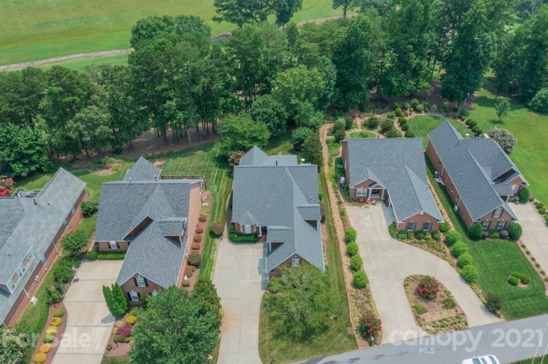 Property image 2 at 7784 St Andrews Lane, Stanley, NC 28164