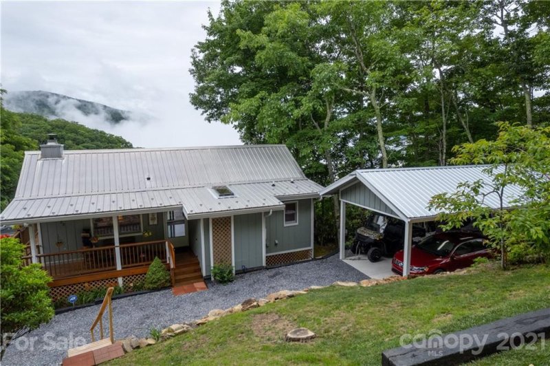 Property image 2 at 332 Falcon Crest Loop, Maggie Valley, NC 28751