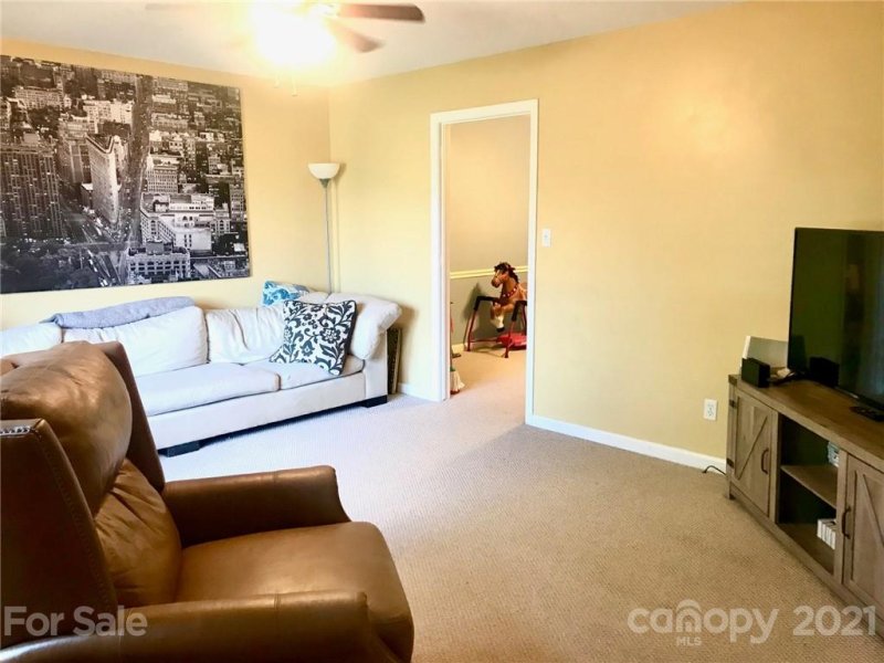 Property image 4 at 1878 Heritage Farm Road, Taylorsville, NC 28681