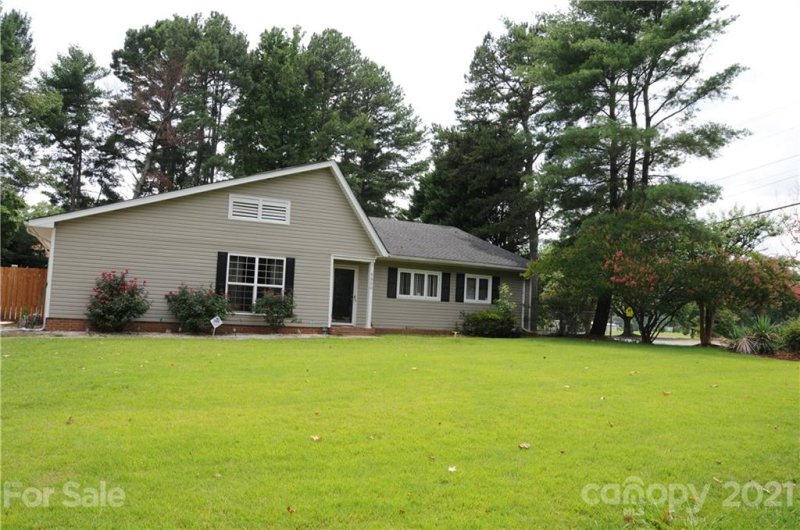 5900 Bluebonnet Road