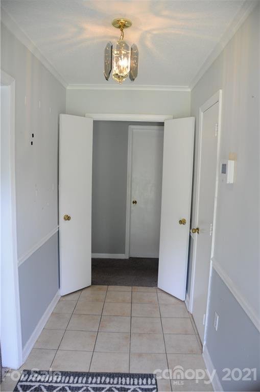 Property image 5 at 5900 Bluebonnet Road, Charlotte, NC 28212