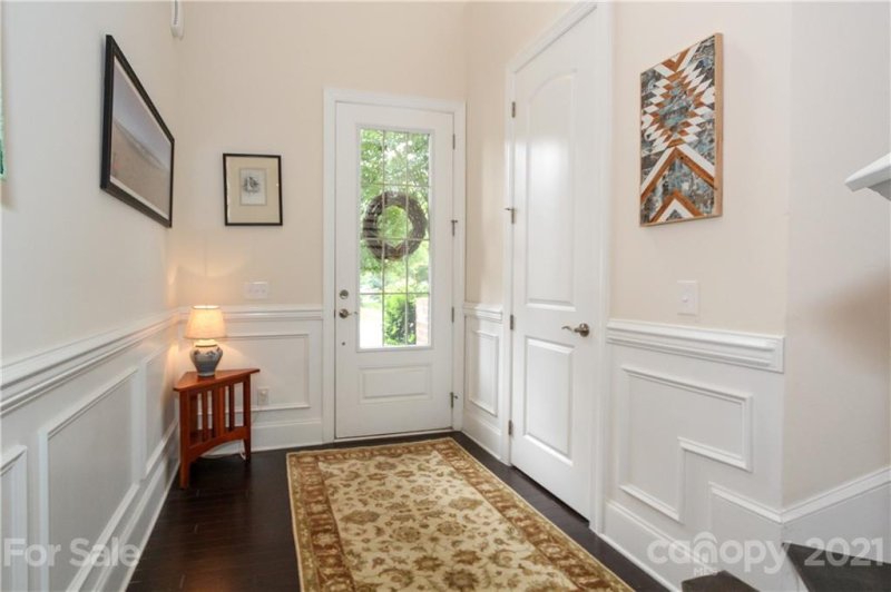 Property image 4 at 4319 Sheffield Park Avenue, Charlotte, NC 28211