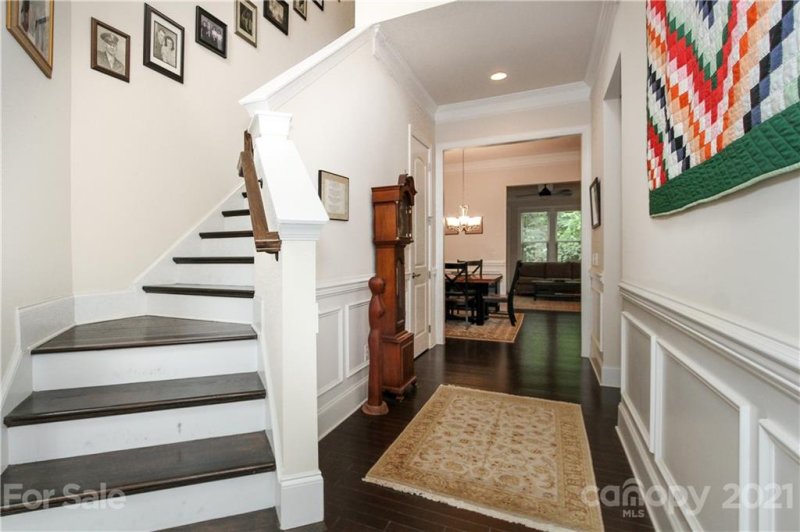 Property image 5 at 4319 Sheffield Park Avenue, Charlotte, NC 28211