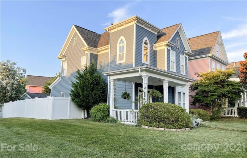 Property image 2 at 1114 Geraldine Powe Drive, Charlotte, NC 28206