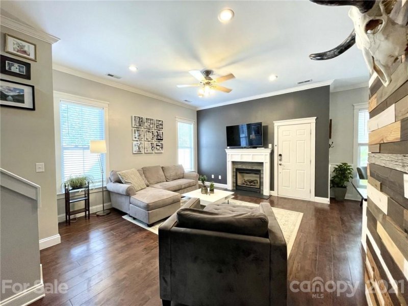 Property image 4 at 1114 Geraldine Powe Drive, Charlotte, NC 28206