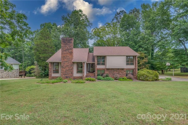 Property image 2 at 288 Knollwood Drive, Forest City, NC 28043