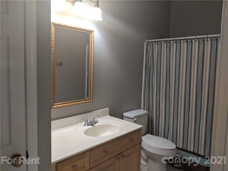 Property image 5 at 915 Northeast Drive, Davidson, NC 28036