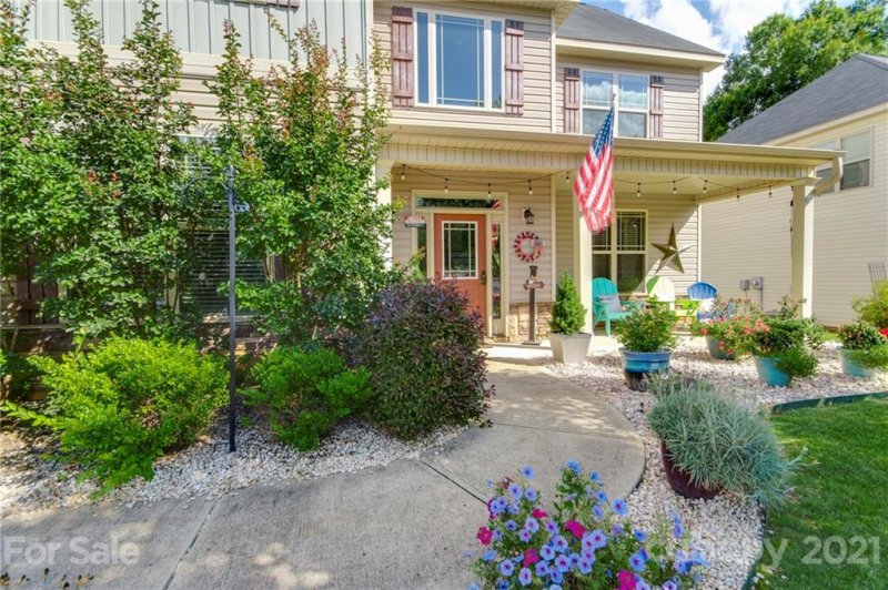 Property image 4 at 147 Cole Drive, Mooresville, NC 28115