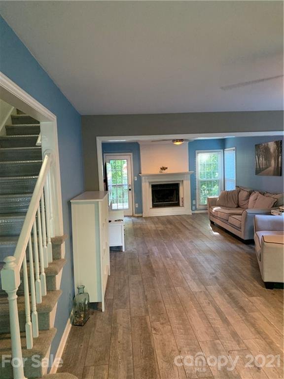 Property image 5 at 9800 Fairlea Drive, Charlotte, NC 28269