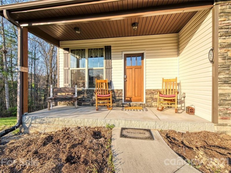 Property image 3 at 236 Beck Creek Circle, Flat Rock, NC 28731