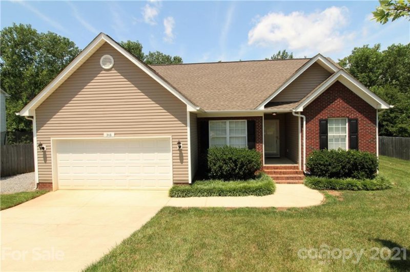 348 Lone Tree Lane