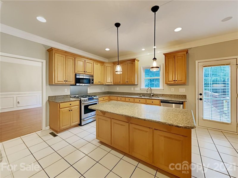 Property image 4 at 4005 Belle Meade Circle, Belmont, NC 28012