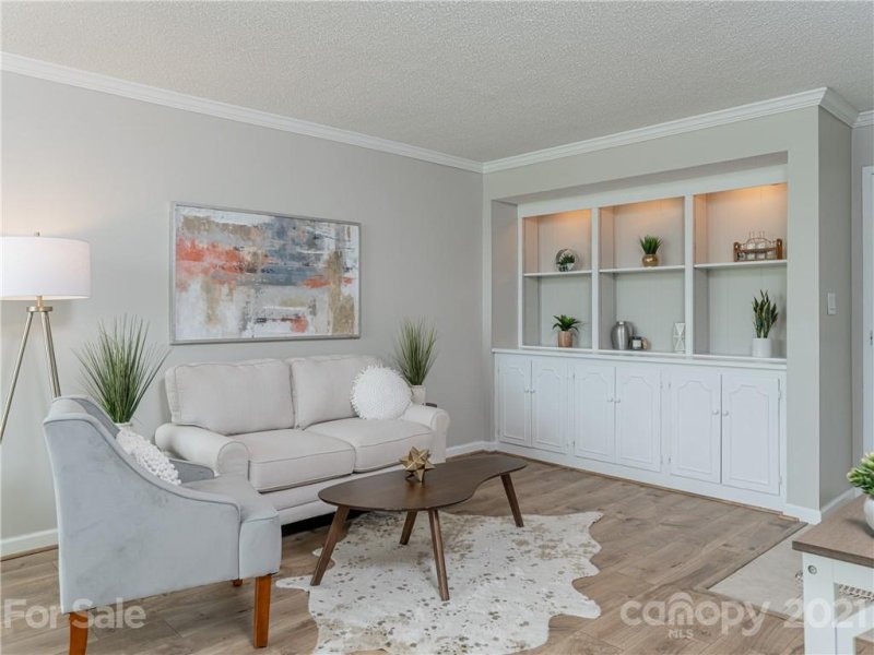 Property image 3 at 647 Town Mountain Road, Asheville, NC 28804