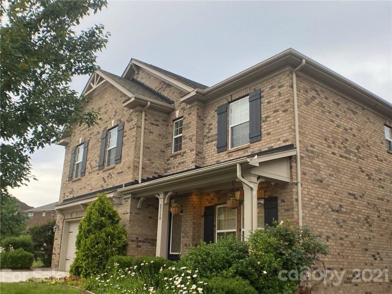 Property image 3 at 2350 Barrowcliffe Drive, Concord, NC 28027