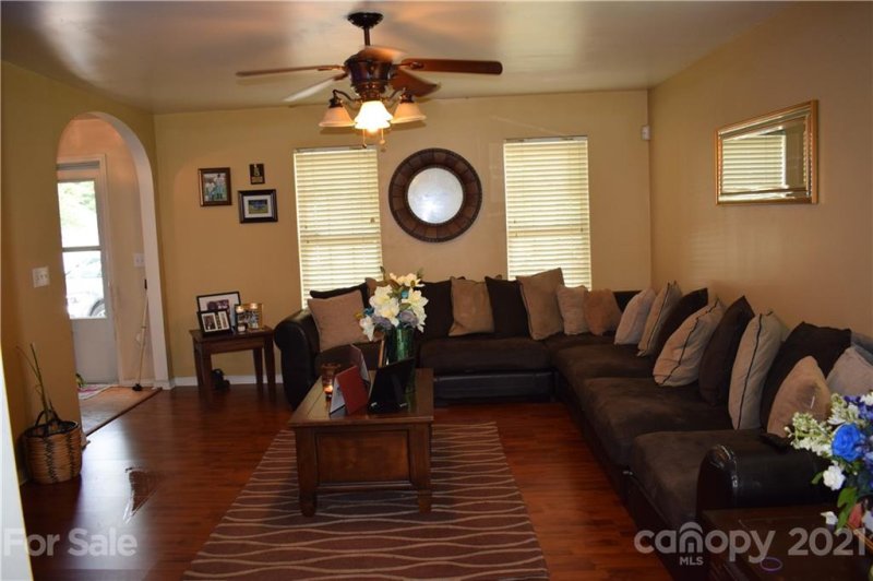 Property image 3 at 7004 Indian Ridge Lane, Charlotte, NC 28214