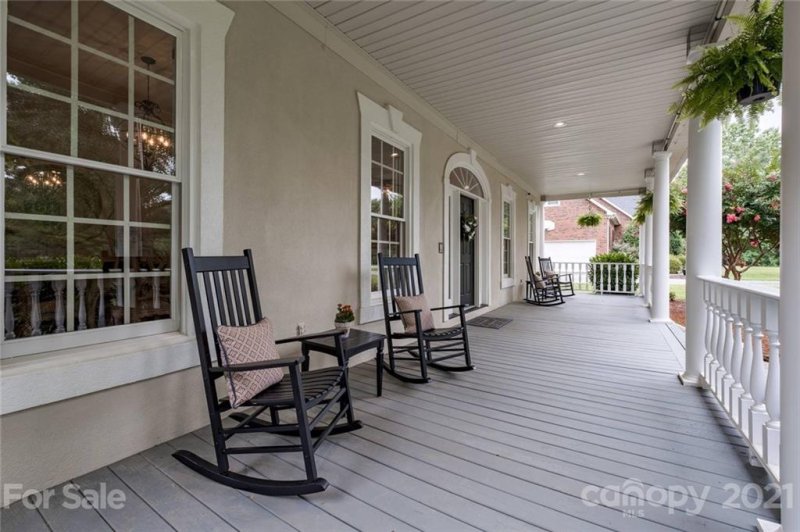 Property image 4 at 7026 High Oaks Drive, Matthews, NC 28104