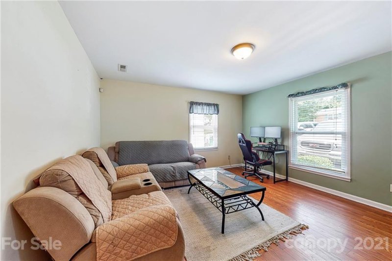 Property image 3 at 3700 Braden Drive, Charlotte, NC 28216