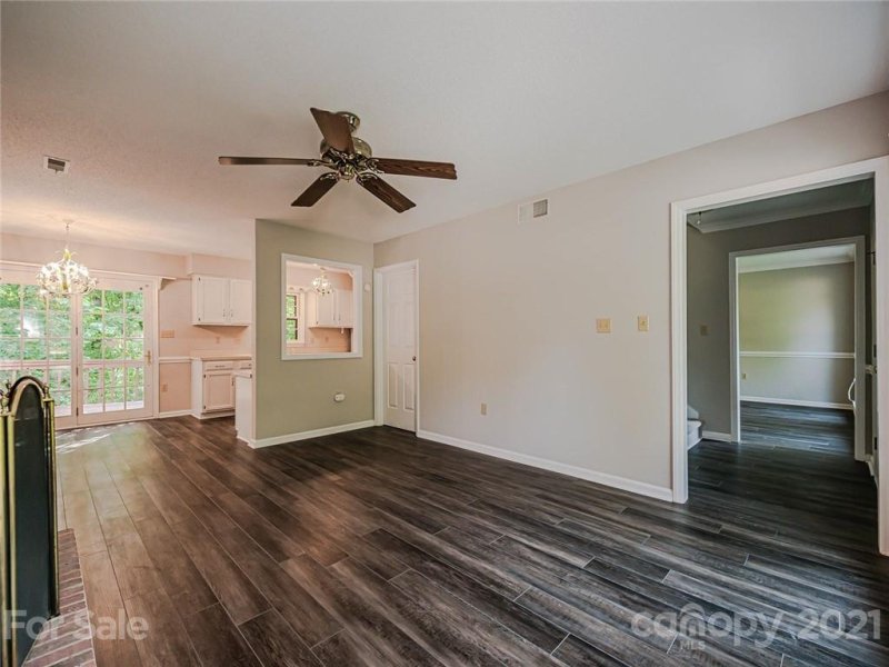 Property image 4 at 3028 Heathcroft Court, Charlotte, NC 28269