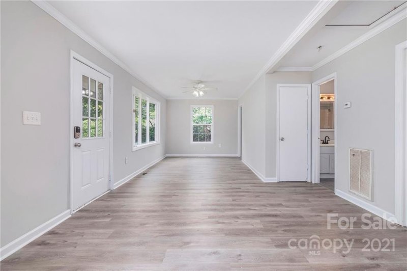 Property image 4 at 3837 Ironwood Street, Charlotte, NC 28206