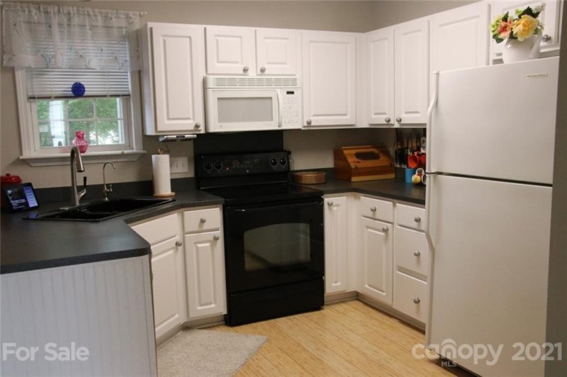 Property image 5 at 5043 Weatherly Way, Stallings, NC 28104