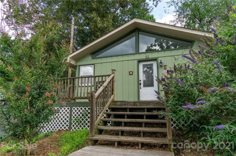 Property image 4 at 32 Winthrop Road, Asheville, NC 28806