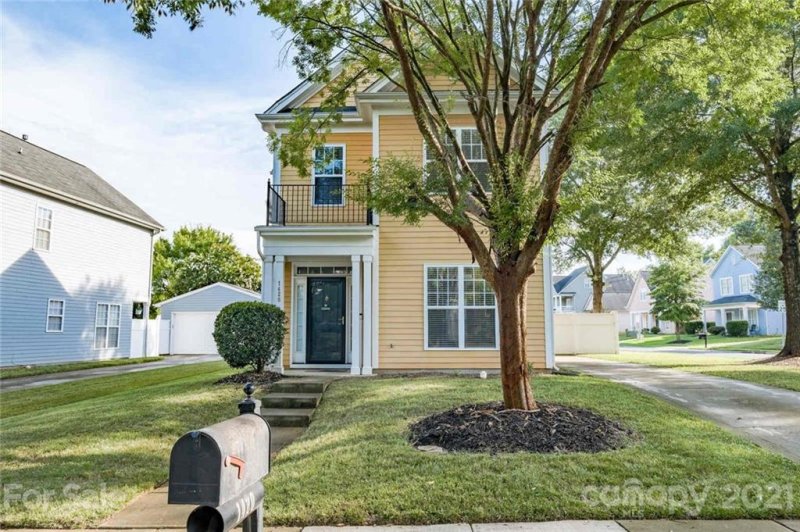 Property image 2 at 1420 Peaceful Way Drive, Charlotte, NC 28206