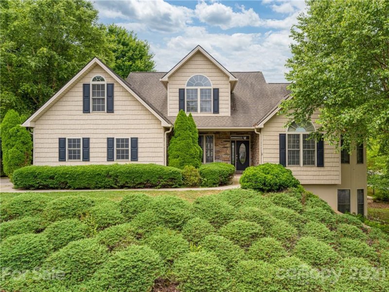 57 Driftstone Circle