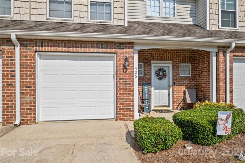 Property image 2 at 306 Valley Brook Lane, Concord, NC 28025
