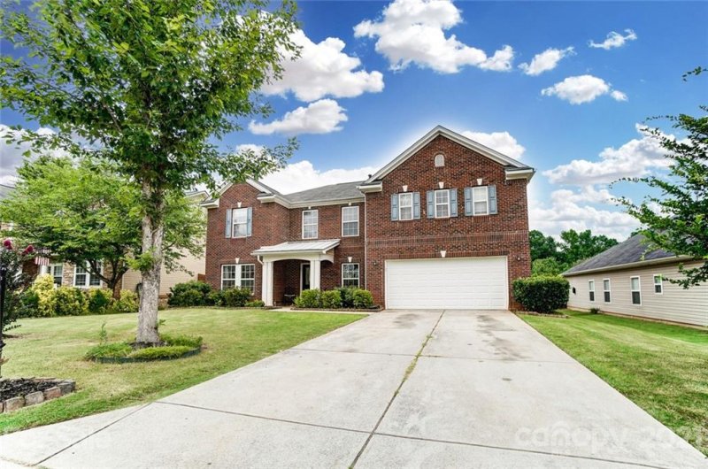 Property image 3 at 289 Loch Stone Street, Fort Mill, SC 29715