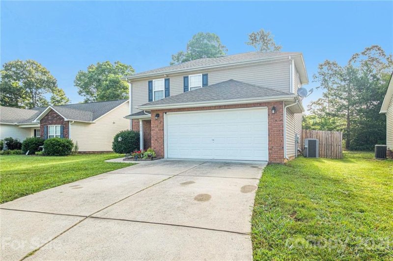 Property image 2 at 5230 Harmon Place, Kannapolis, NC 28083