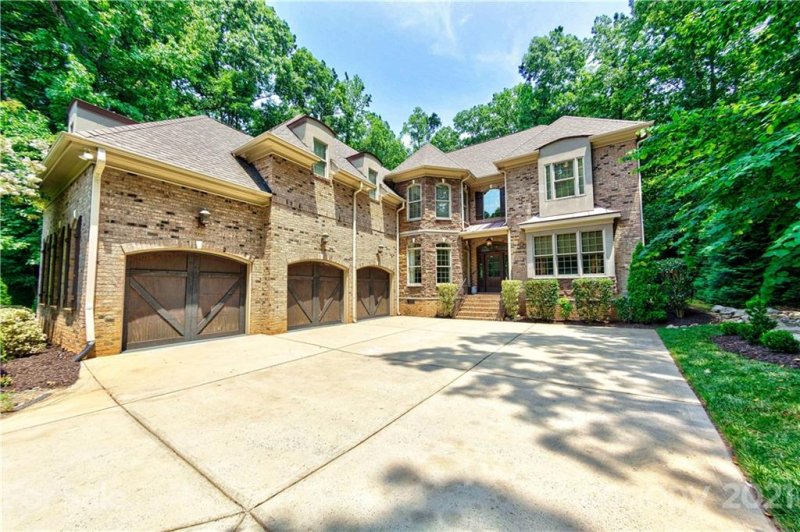 3030 Ashford Glen Drive