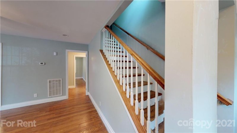 Property image 2 at 1634 Chatham Avenue, Charlotte, NC 28205
