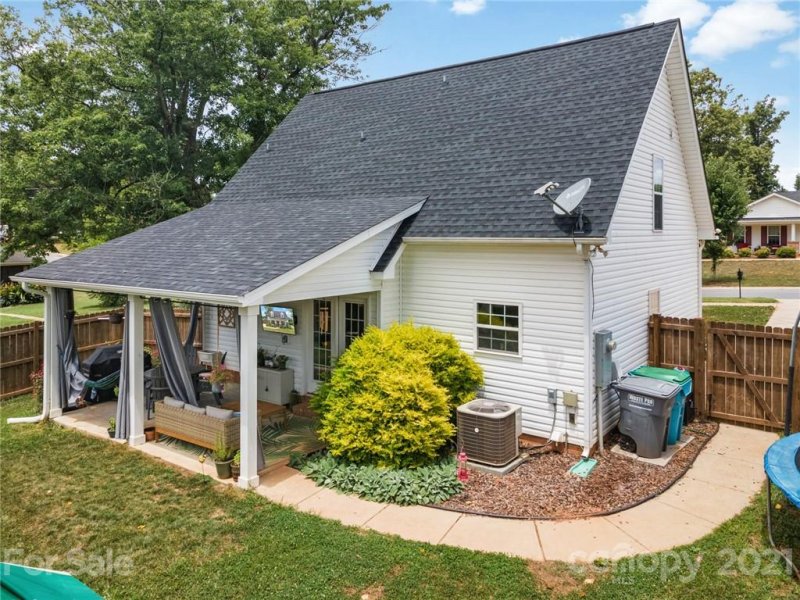 Property image 3 at 63 Sierra Street, Belmont, NC 28012