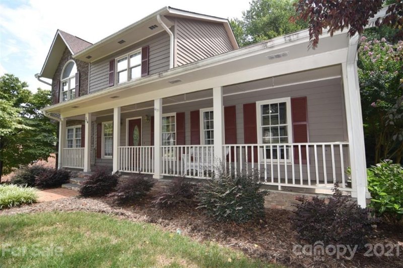 Property image 5 at 314 31st Avenue Court, Hickory, NC 28601