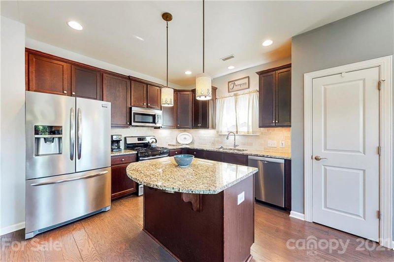 Property image 5 at 109 Damsire Court, Mooresville, NC 28115