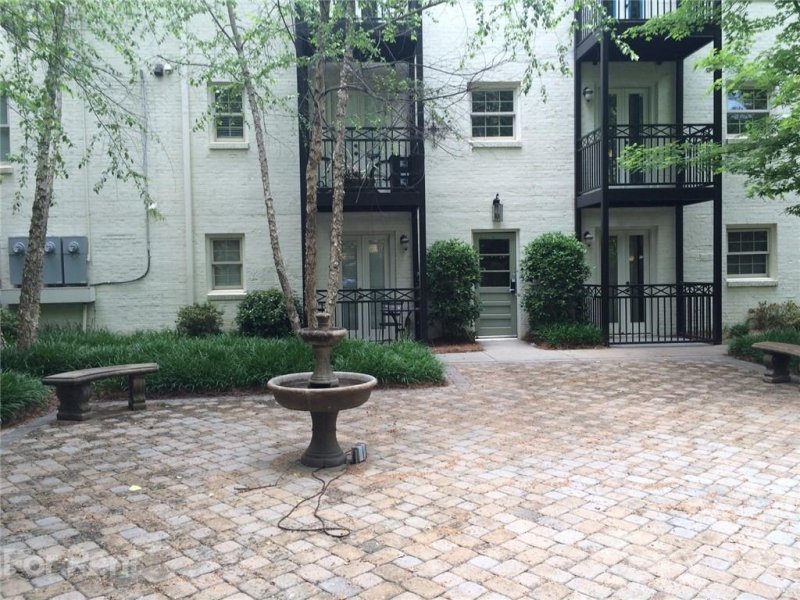 Property image 2 at 4921 Park Road, Charlotte, NC 28209