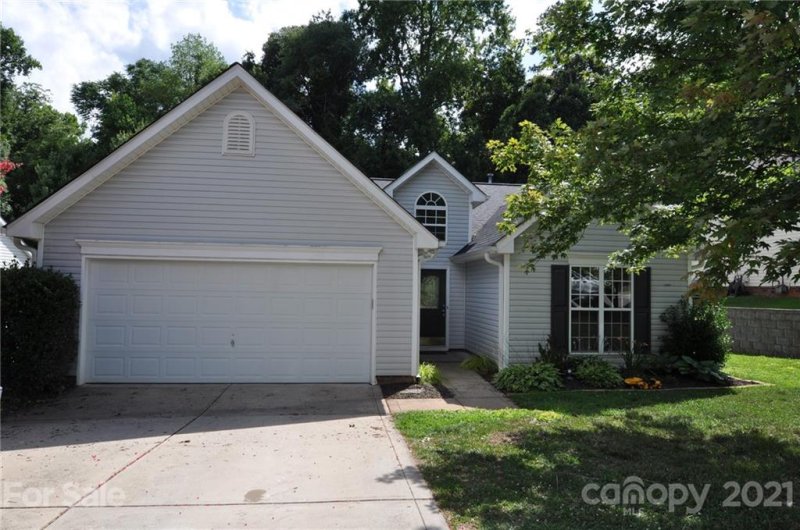 1399 Spring View Court