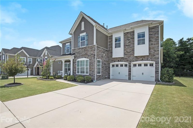 Property image 2 at 2666 Red Maple Lane, Harrisburg, NC 28075