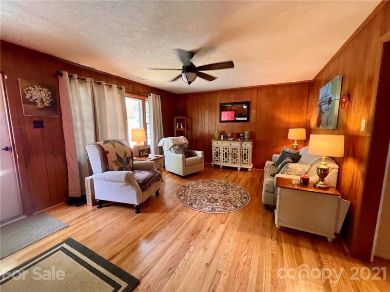 Property image 4 at 819 Rhododendron Avenue, Black Mountain, NC 28711