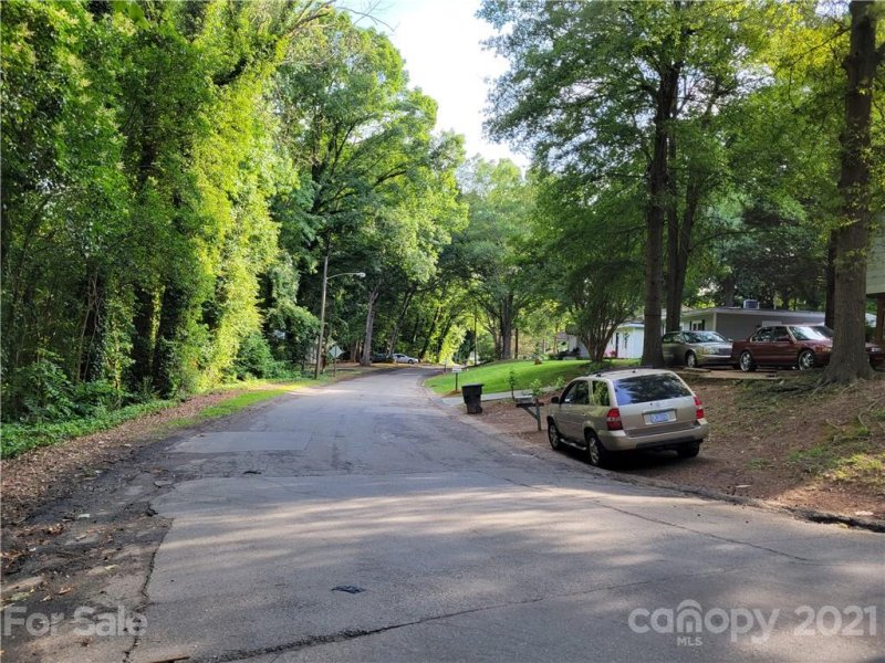 Property image 2 at 1198 Chronicle Avenue, Gastonia, NC 28052