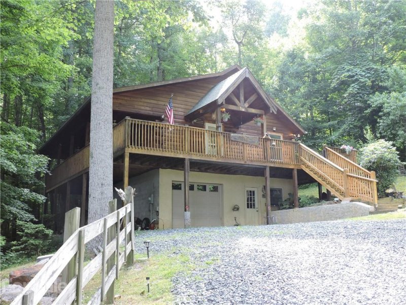 Property image 3 at 201 Katie Lane, Bakersville, NC 28705