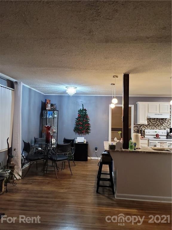 Property image 4 at 1539 Wickham Lane, Charlotte, NC 28208